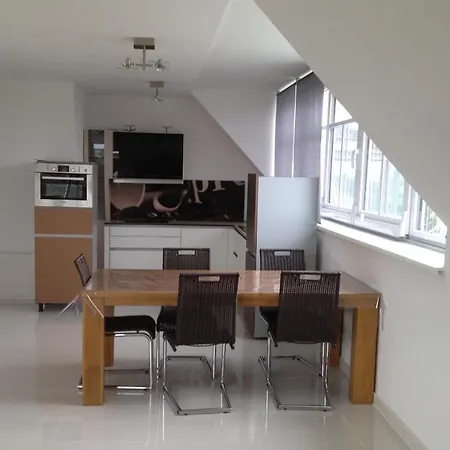 Apartment Dominik *